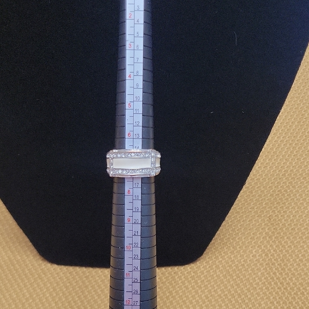 Elegant Silver Women's Ring